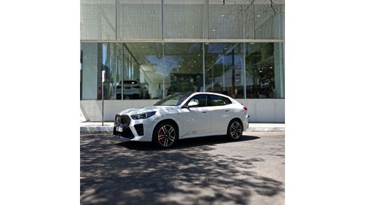 iX2-Frente